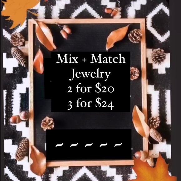 Funky Beaded Small Wrist Handmade Bracelet - Picture 4 of 5